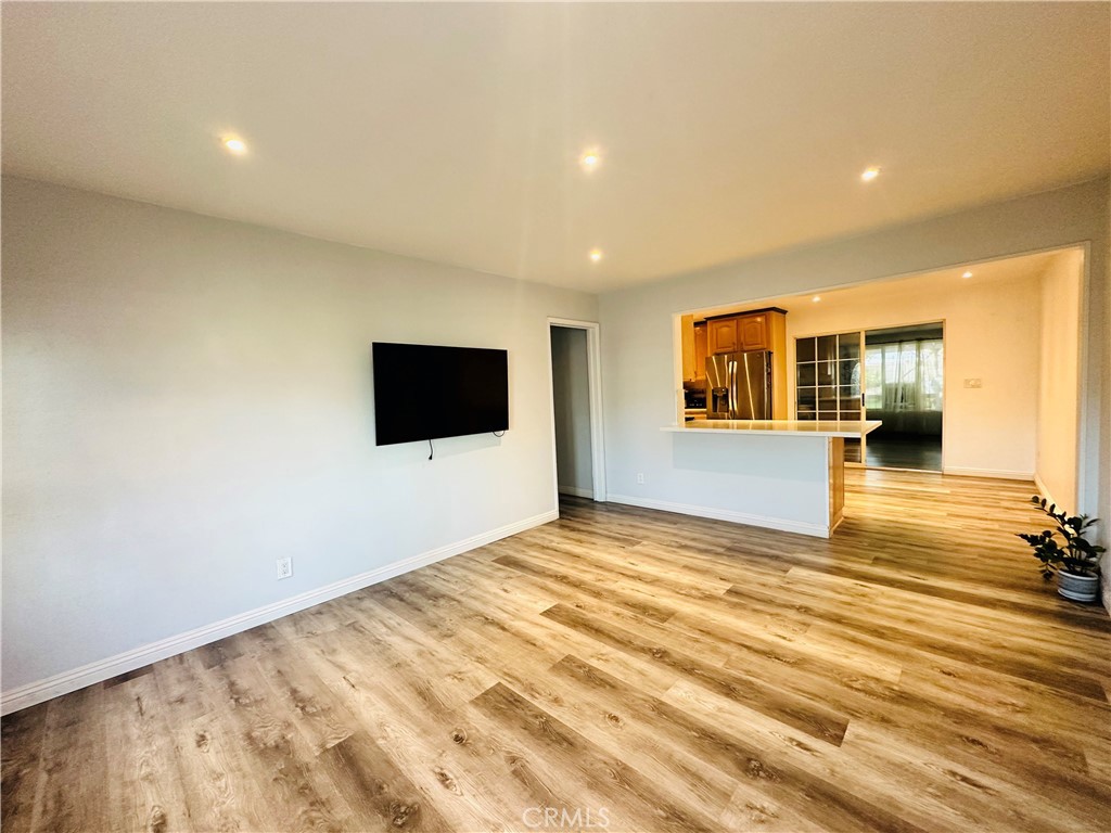 217 E 185th Street