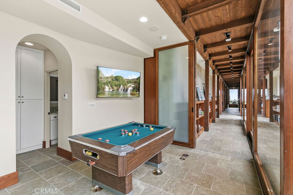 Emerald Bay (EB) - Residential Lease