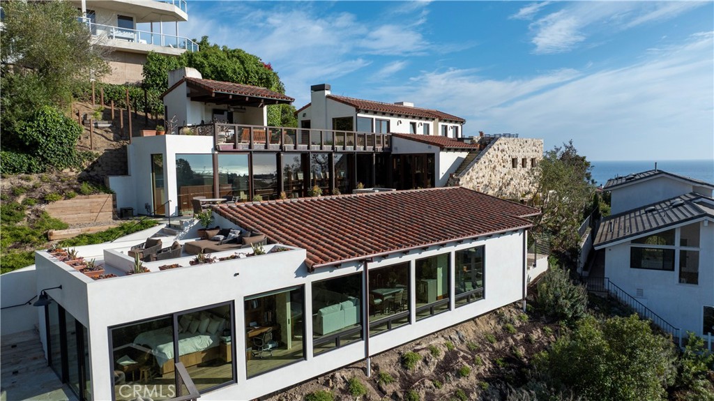 Emerald Bay (EB) - Residential Lease