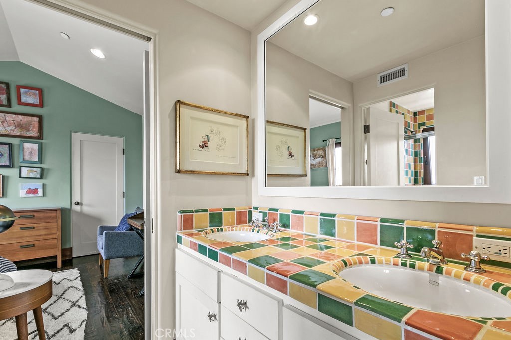 Emerald Bay (EB) - Residential Lease