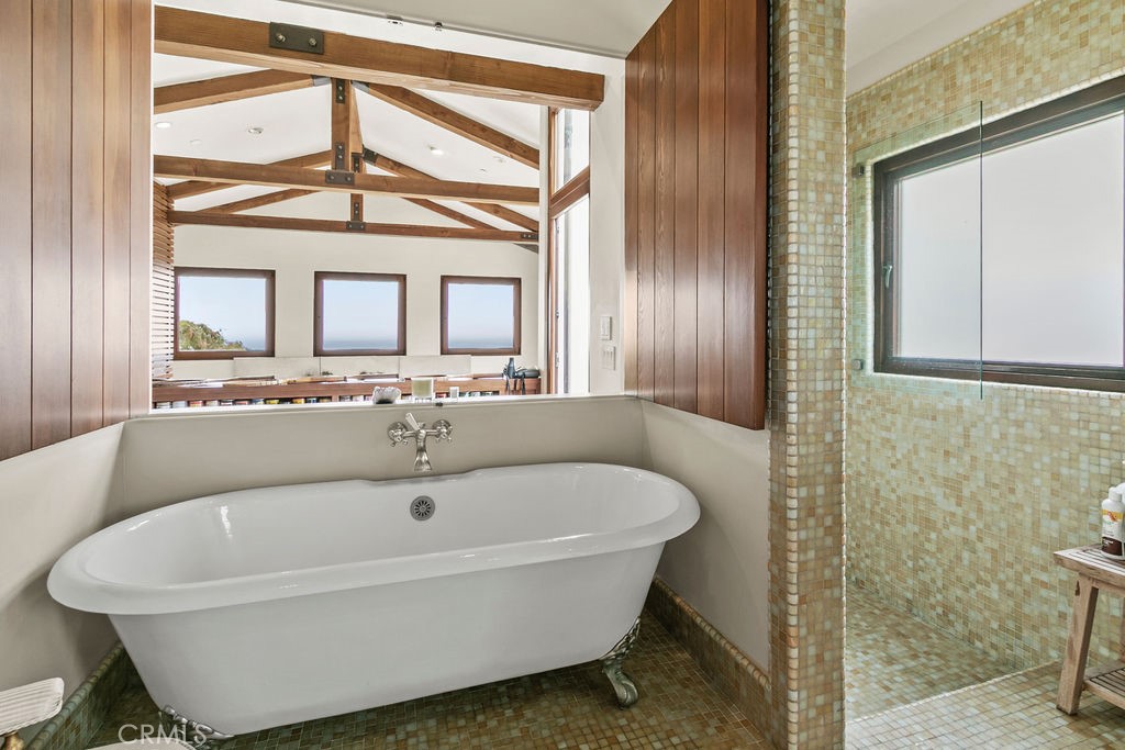 Emerald Bay (EB) - Residential Lease