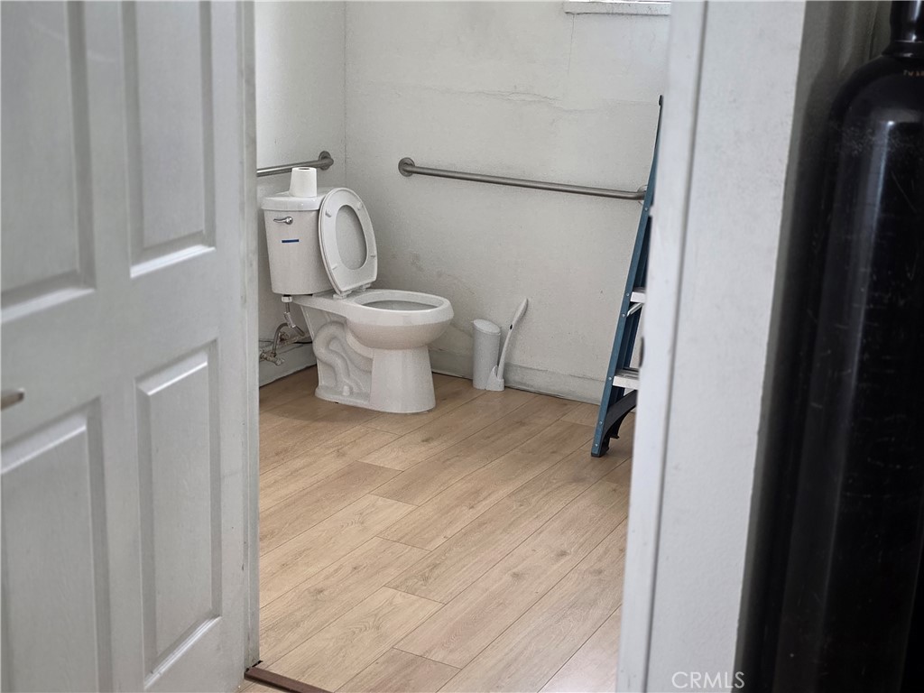 110 E Cambridge