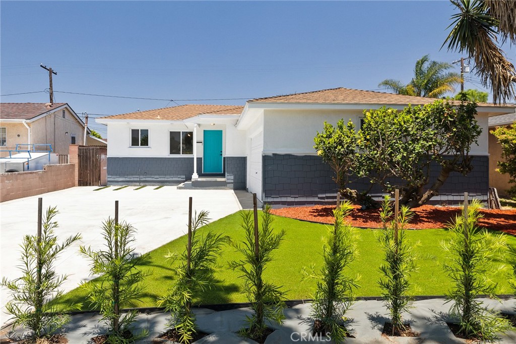 2321 W 182nd Street