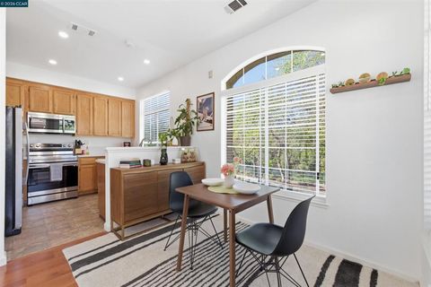 Photo of 7674 Tuscany Dr Dr, Dublin, CA 94568 (MLS # 41126532)