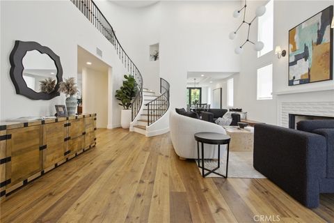 4322 Alcove Avenue Studio City CA 91604