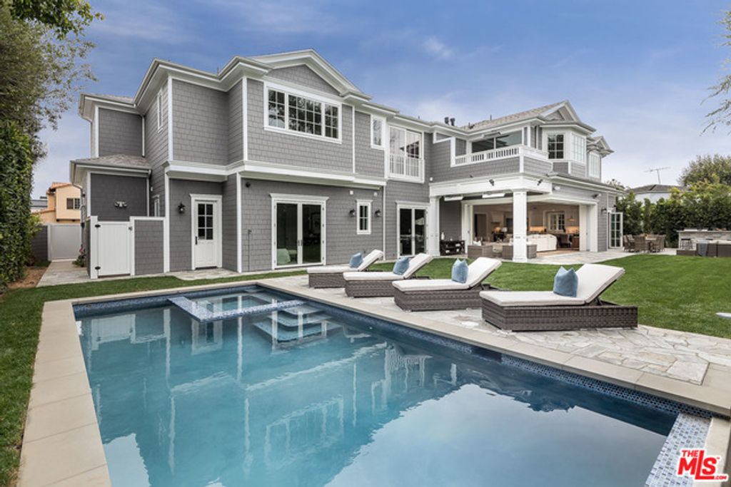 listing image 130720672557210145025