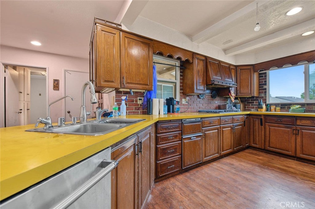 10602 Courson