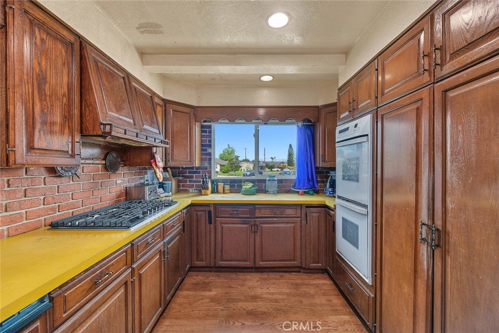 10602 Courson