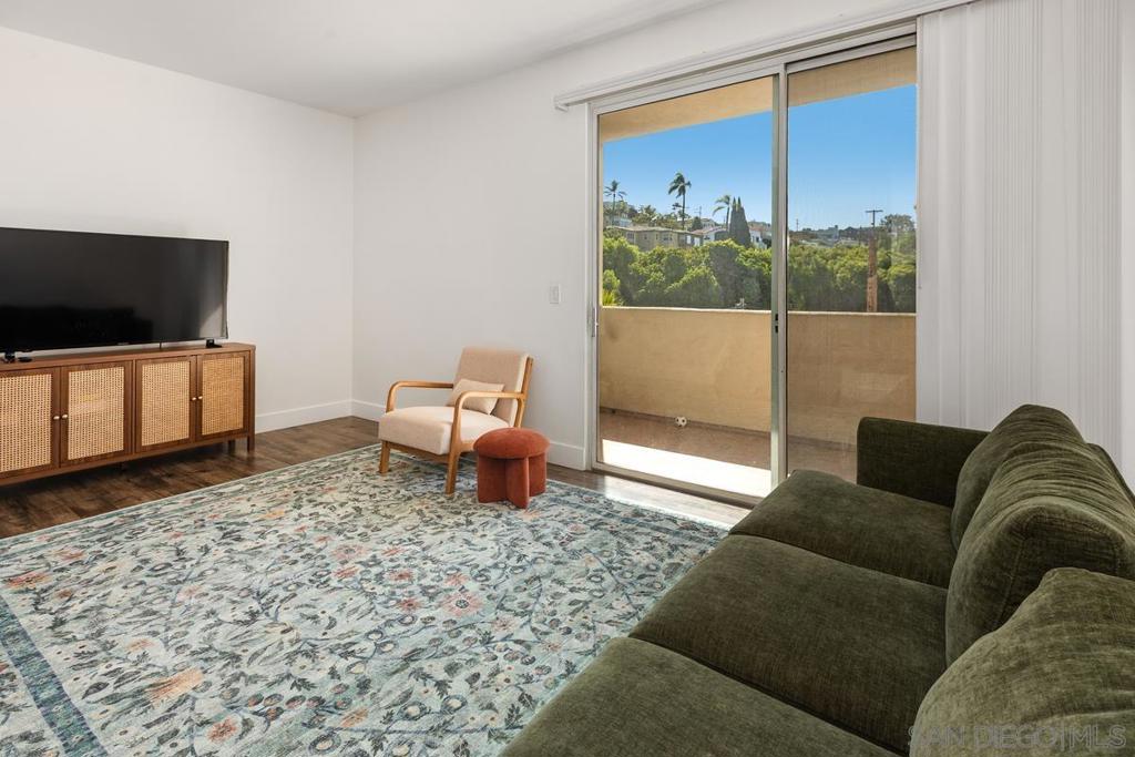 Mission Hills - Residential Lease