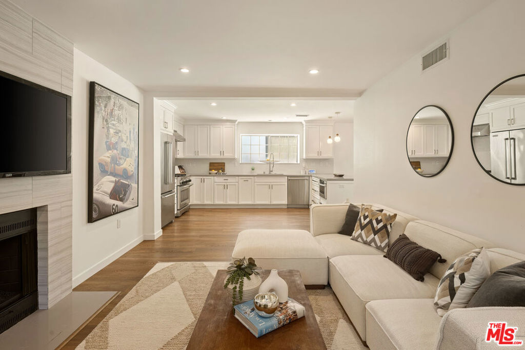 11734 Sunshine Terrace