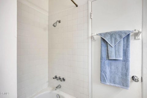 Tiny photo for 296 S Brookshire Avenue, Ventura, CA 93003 (MLS # V1-37313)