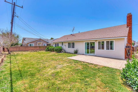Tiny photo for 296 S Brookshire Avenue, Ventura, CA 93003 (MLS # V1-37313)