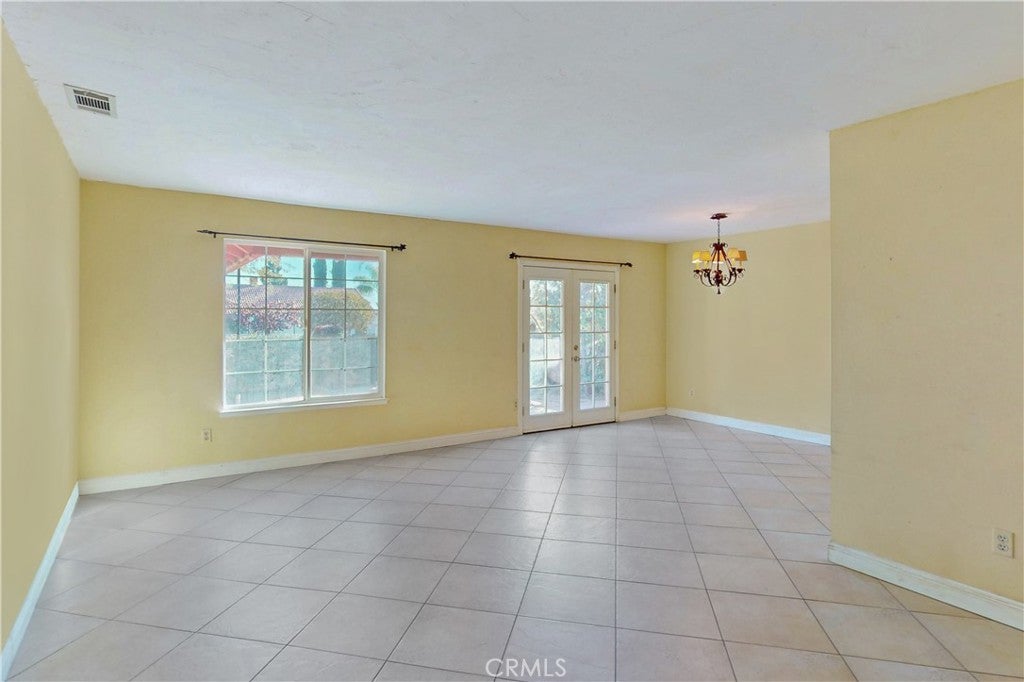 13489 Village Road