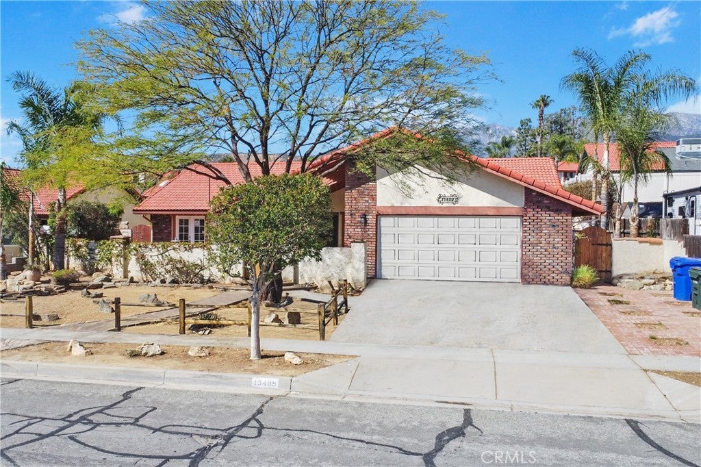 13489 Village Road