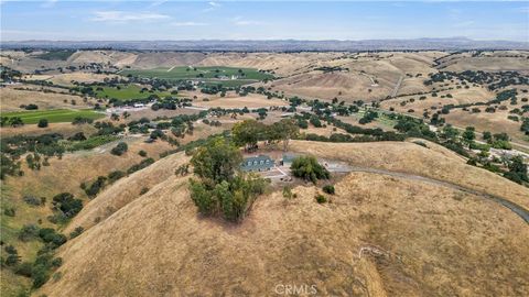 Tiny photo for 7550 Rancho Verano PL, Paso Robles, CA 93446 (MLS # SR26097958)