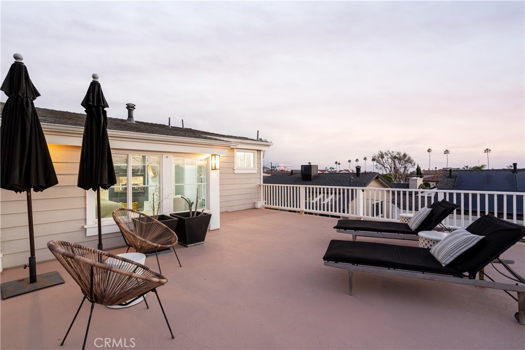 Corona del Mar South of PCH (CDMS) - Residential