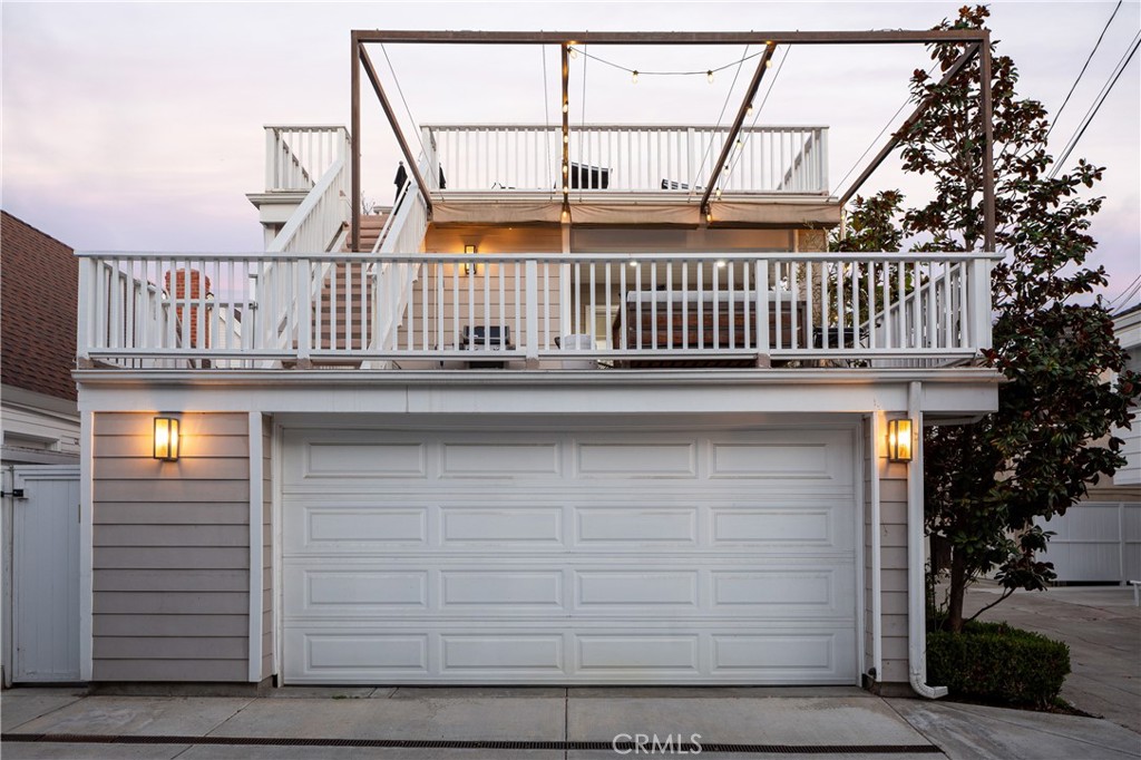Corona del Mar South of PCH (CDMS) - Residential