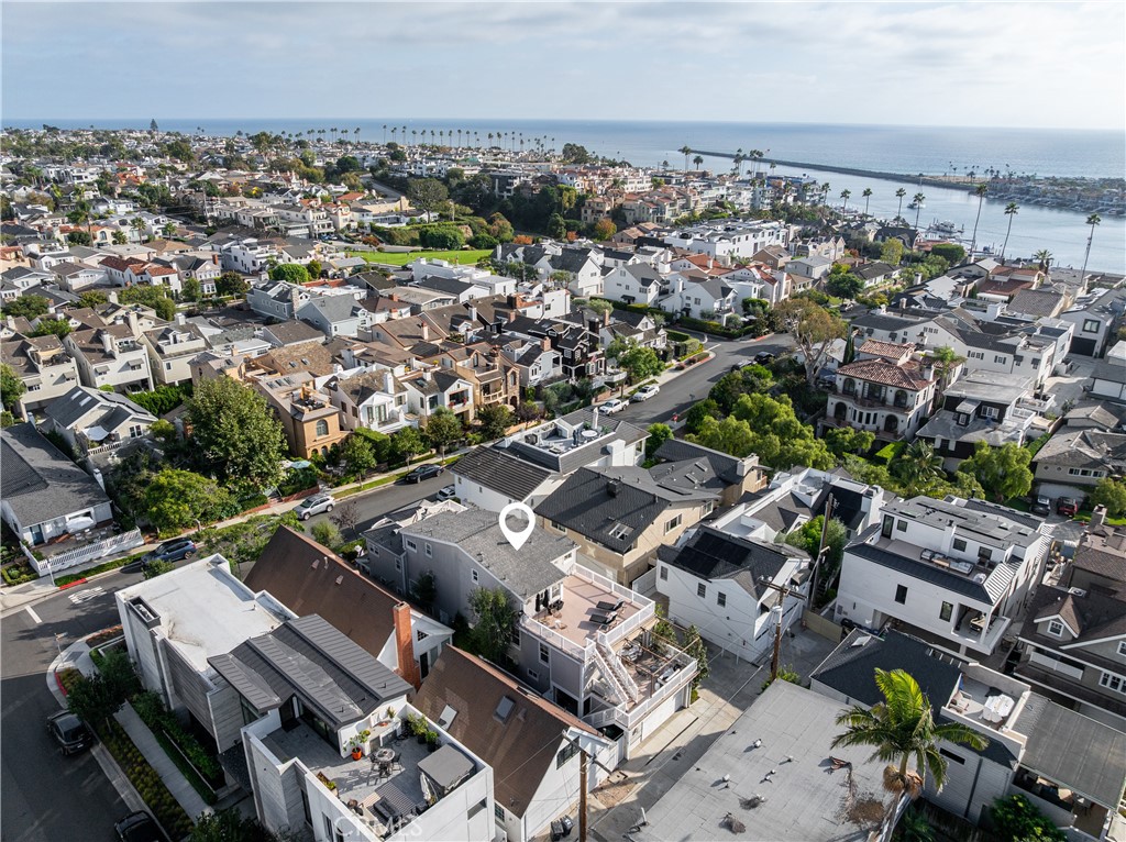 Corona del Mar South of PCH (CDMS) - Residential