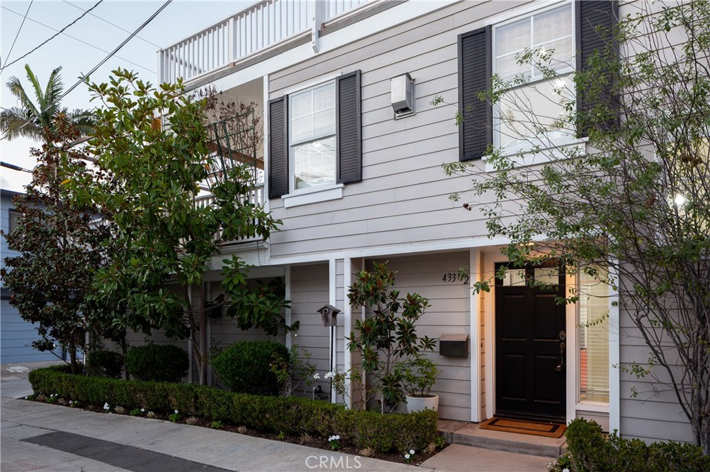 Corona del Mar South of PCH (CDMS) - Residential