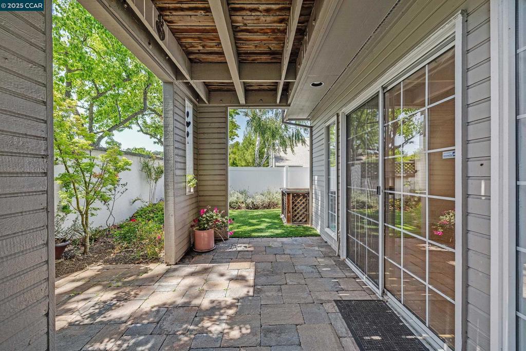 GOLD CREEK - Residential