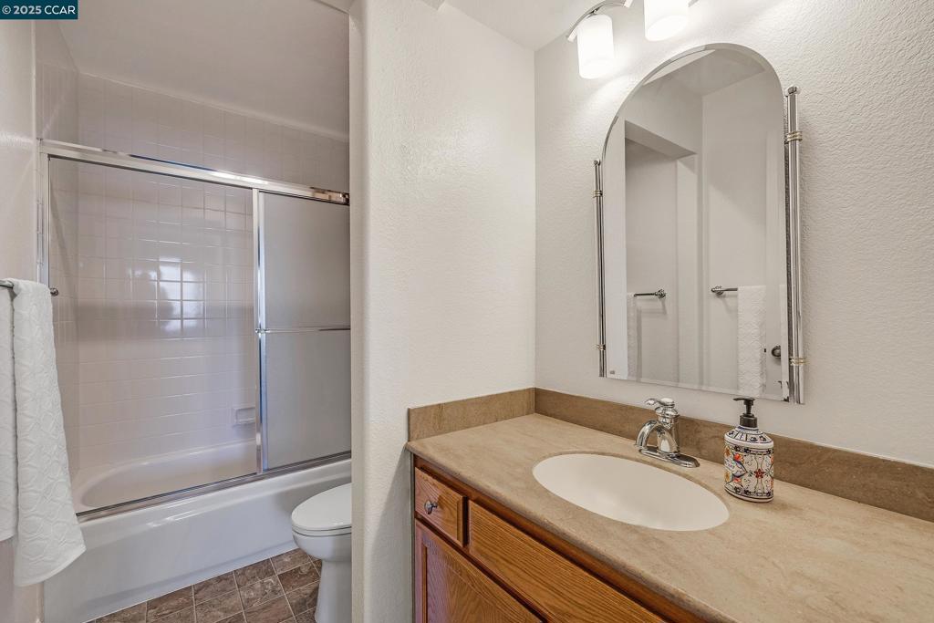 GOLD CREEK - Residential