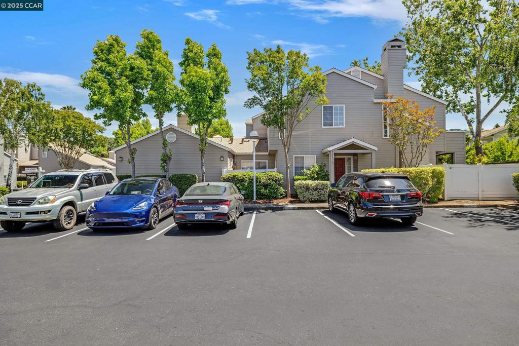 GOLD CREEK - Residential