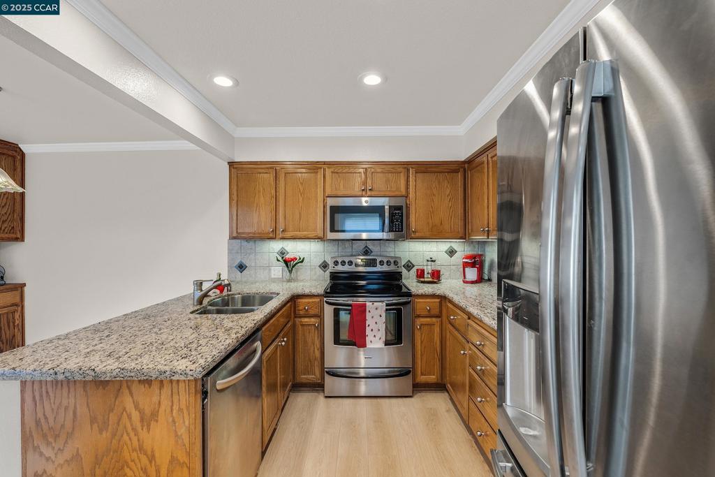 GOLD CREEK - Residential