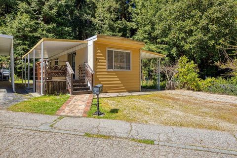 Photo of 10 Kelldon Drive, Felton, CA 95018 (MLS # ML82039626)