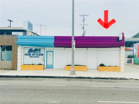 Photo of 11611 Washington Place, Los Angeles, CA 90066 (MLS # WS26048452)