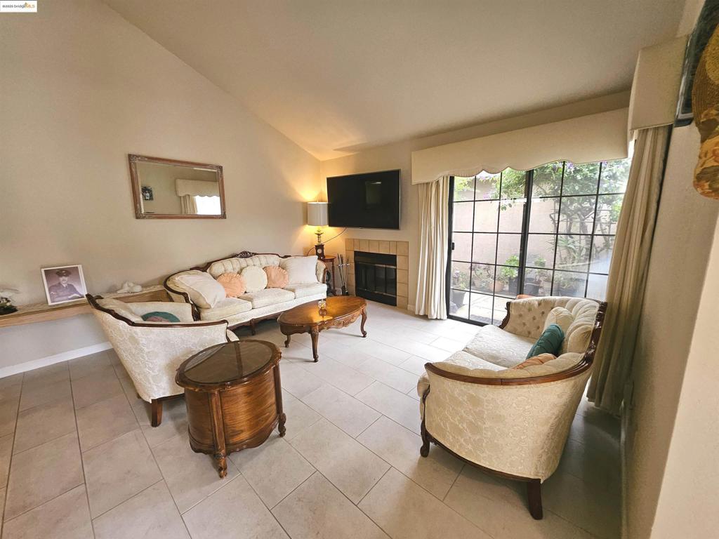 HAVENWOOD VILLAG - Residential