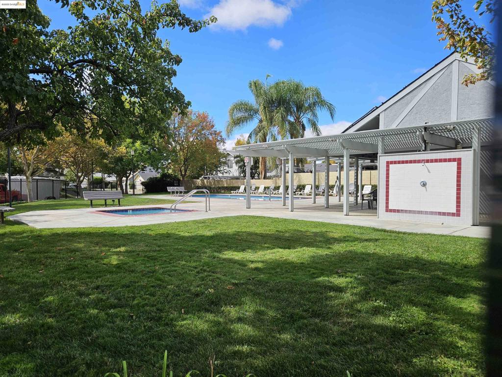 HAVENWOOD VILLAG - Residential