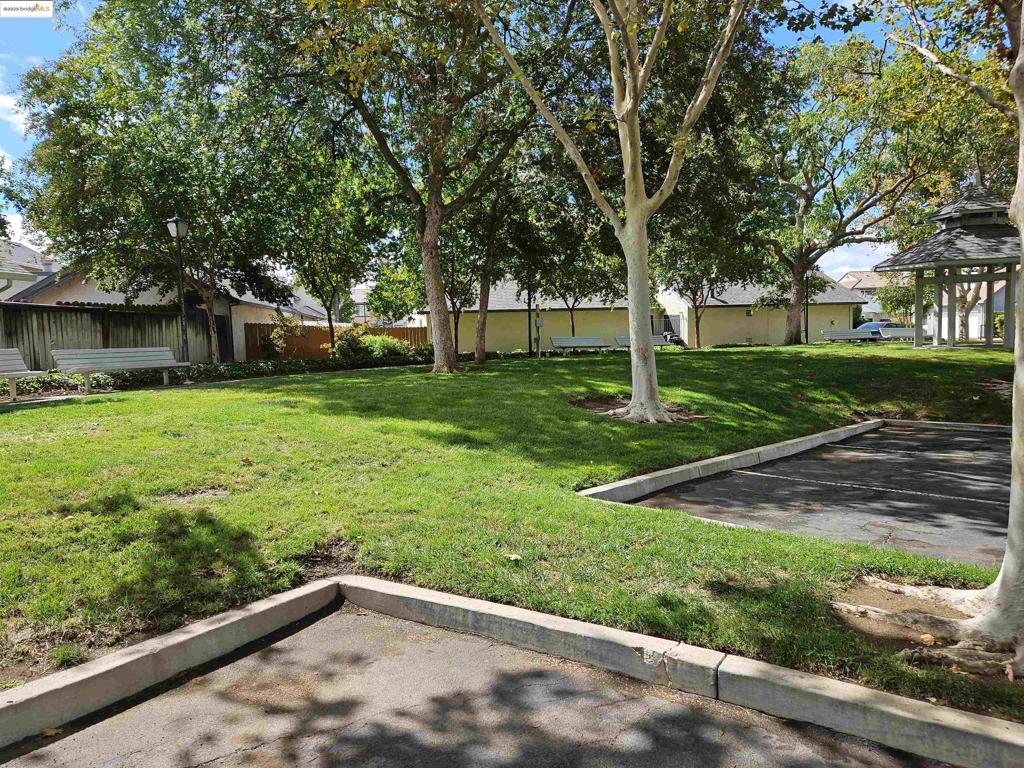 HAVENWOOD VILLAG - Residential