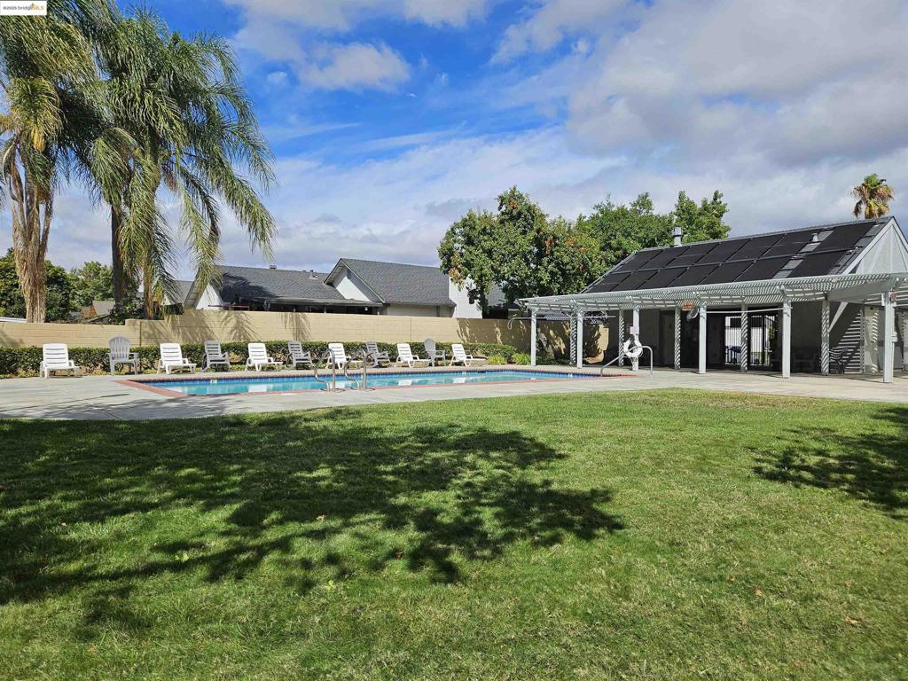 HAVENWOOD VILLAG - Residential