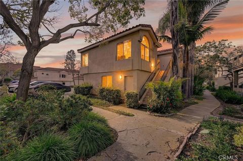 98 Cinnamon Teal Aliso Viejo CA 92656