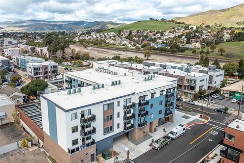 Tiny photo for 2475 Victoria St, San Luis Obispo, CA 93401 (MLS # SC26060920)