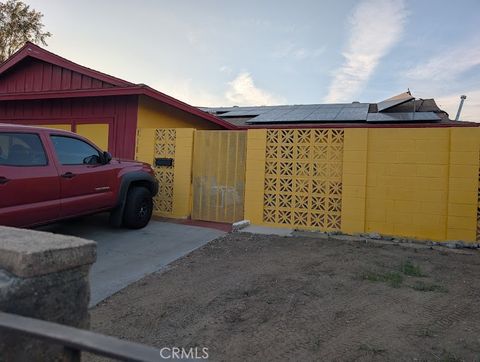 Photo of 13107 Del Sur St, San Fernando, CA 91340 (MLS # SR26066812)