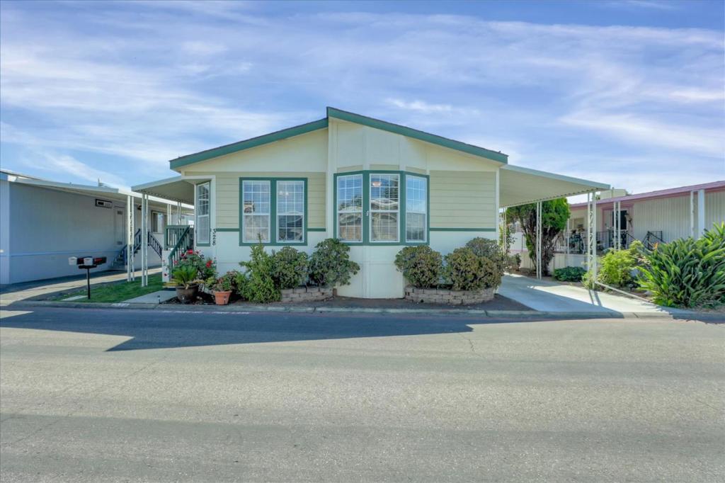 This home is ready to move in! Large beautiful 3/2 very large kitchen with Island with eat in breakfast room lots of storage elegant living room with fireplace separate large formal dining room three large bedrooms with two luxury baths Great patio and yard for entertaining has large fenced yard