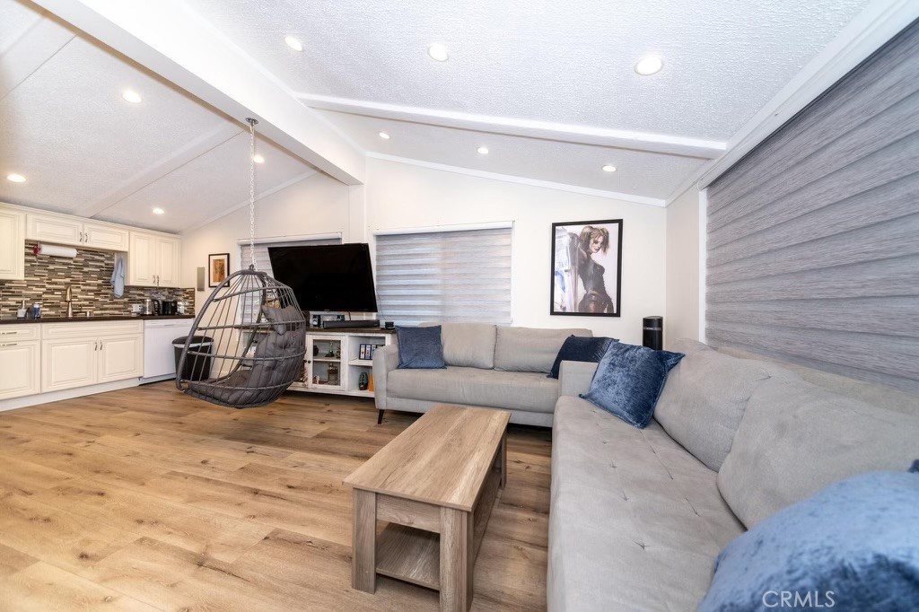 23777 Mulholland Hwy Spc 28
