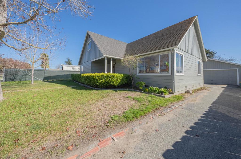 757 Middlefield Road