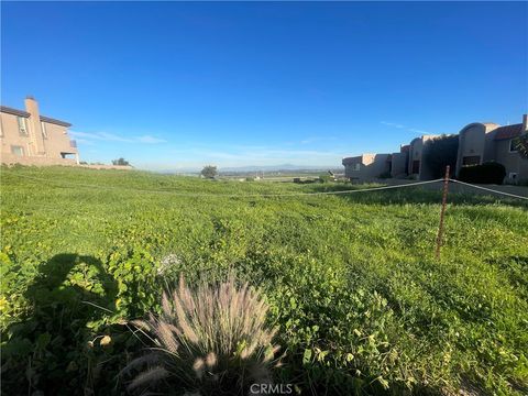 2250 Ohio Ave Signal Hill CA 90755