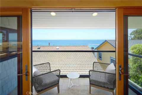 Photo of 2857 Wards Terrace, Laguna Beach, CA 92651 (MLS # NP26029780)