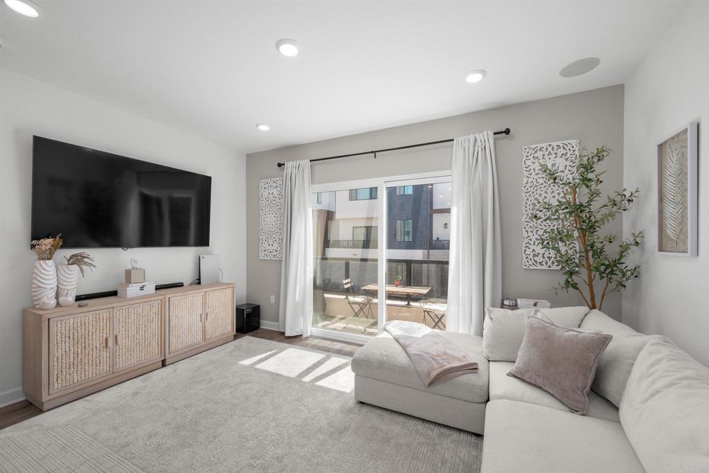 2072 Vela Lane
