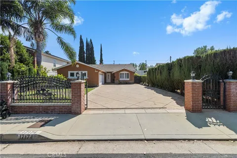 17174 Los Alimos St, Granada Hills, CA 91344 - MLS#: SR26051669