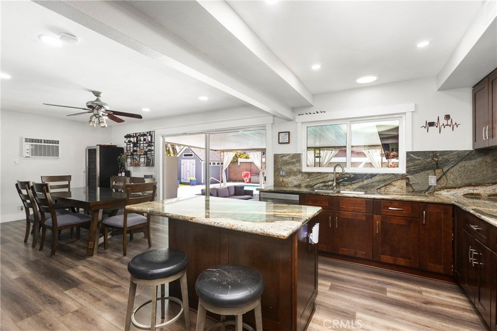 3238 W Ravenswood