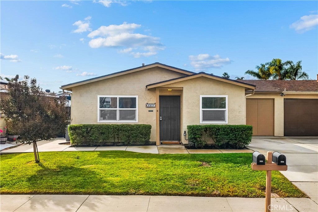 4609 Calle Del Palo