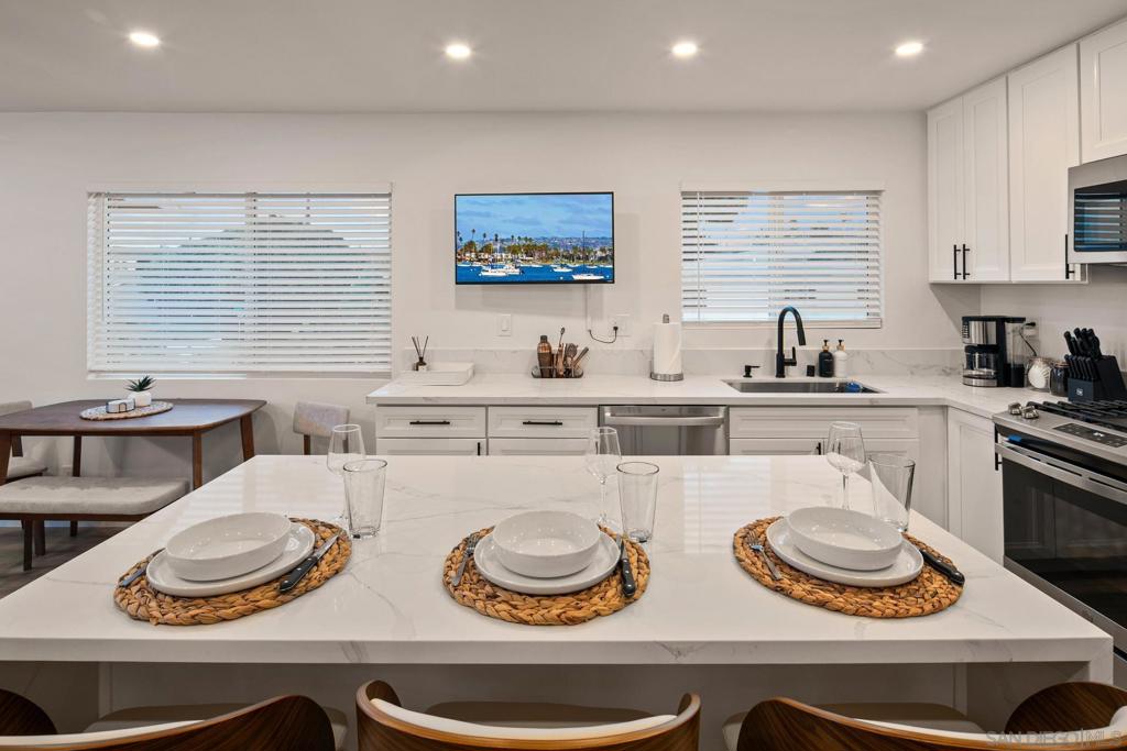 Ocean Beach - Residential Income