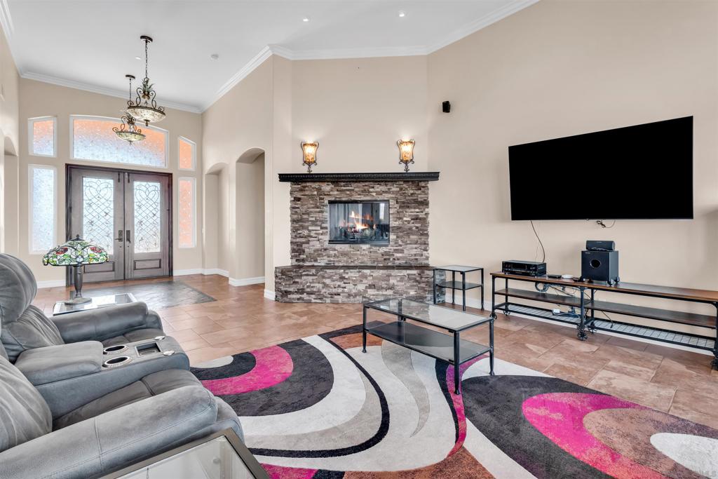 Ramona - Residential