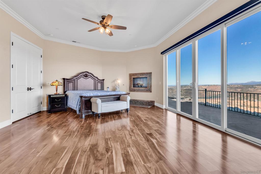 Ramona - Residential