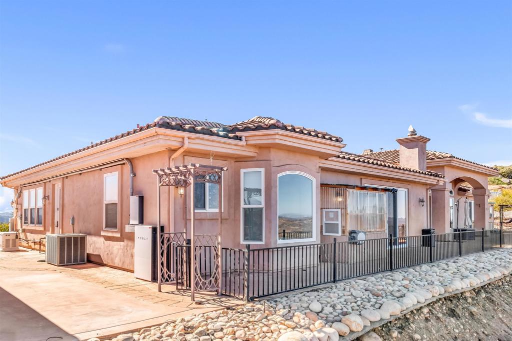 Ramona - Residential