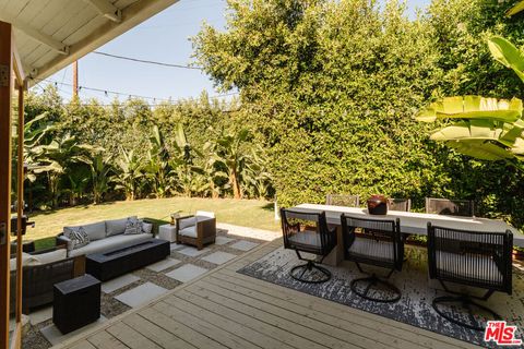 Photo of 1163 Nelrose Avenue, Venice, CA 90291 (MLS # 26831709)